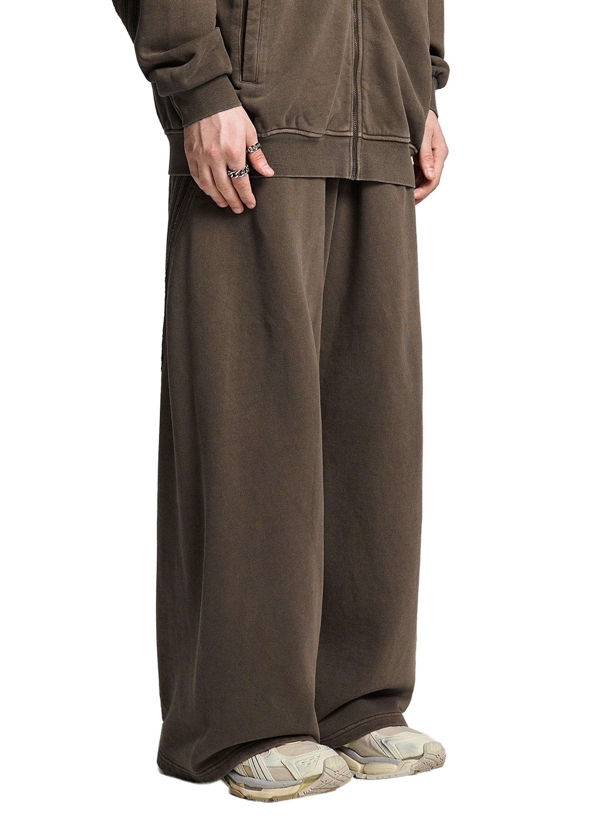CF Snow Washed Tape Raw Edge Sweatpants